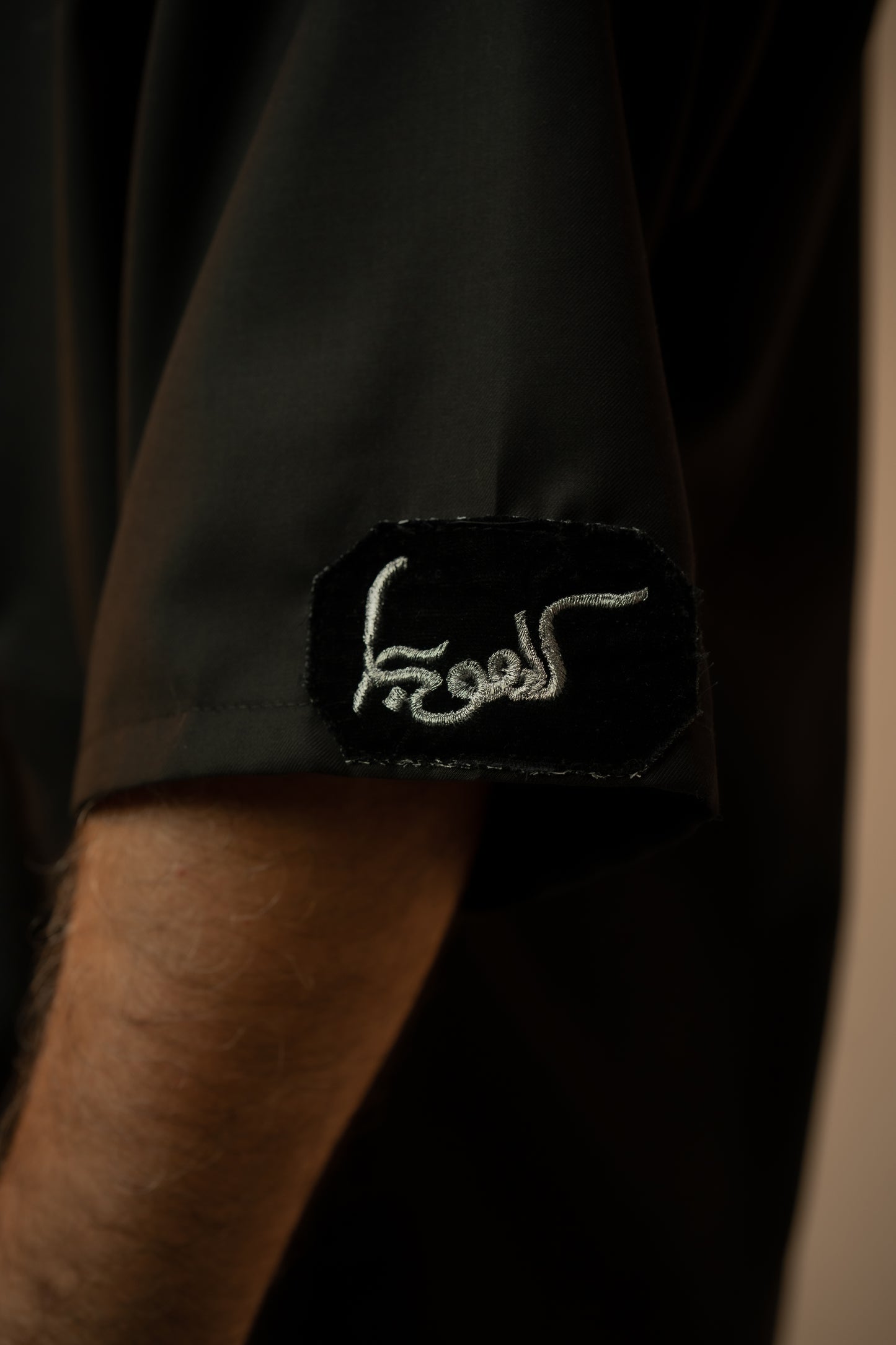 BLACK VALOR KIMONO - Khoja.co