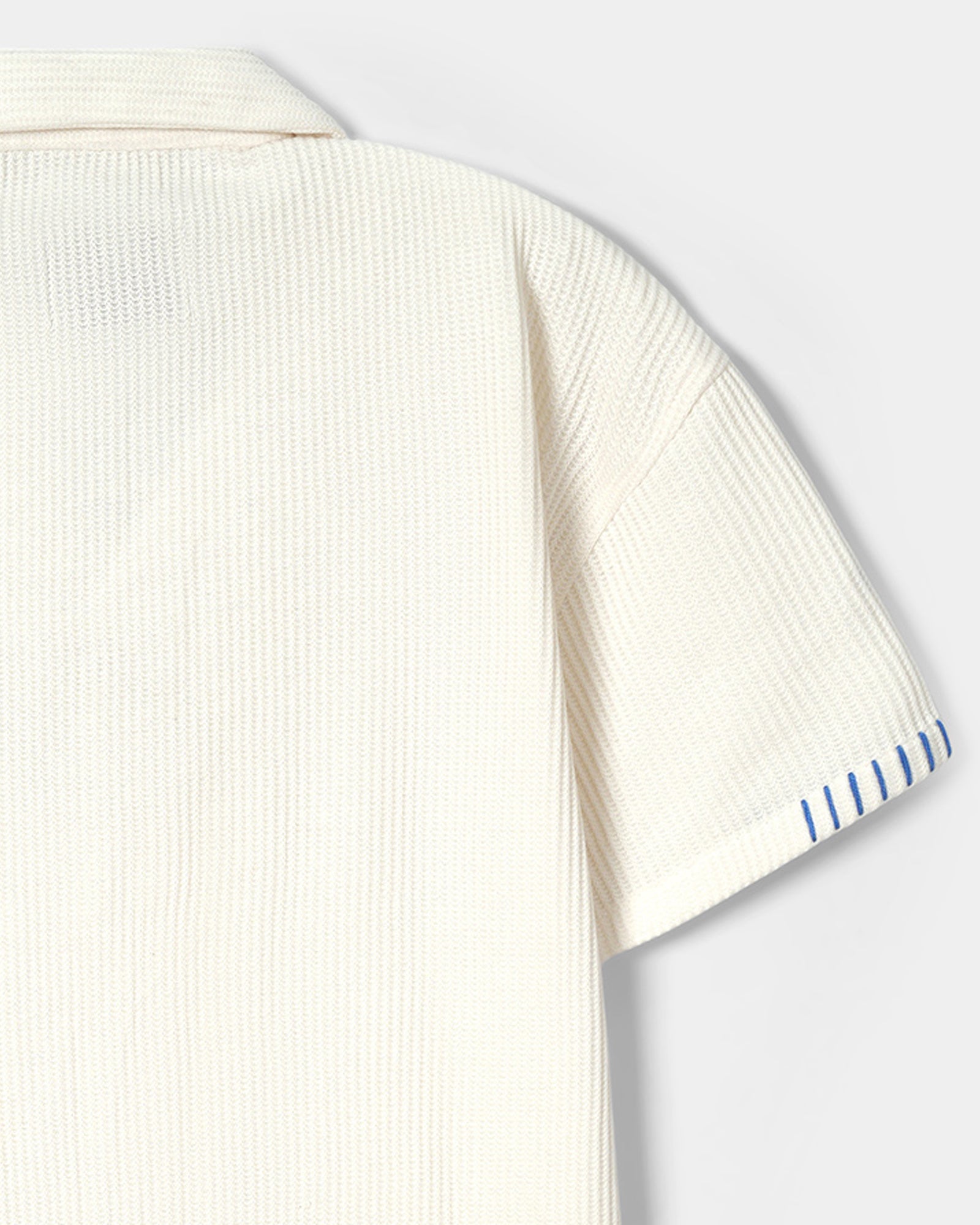 WAFFLE BUTTON DOWN - Khoja.co