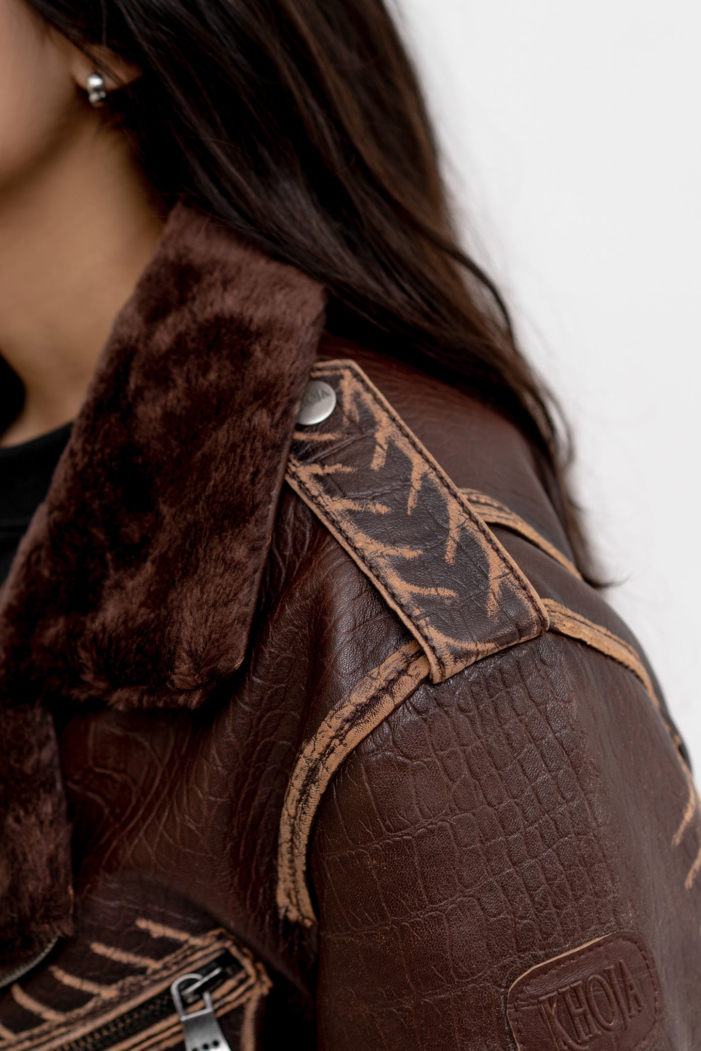 Gallery-Clad Maverick Rub Off Leather Jacket - Khoja.co