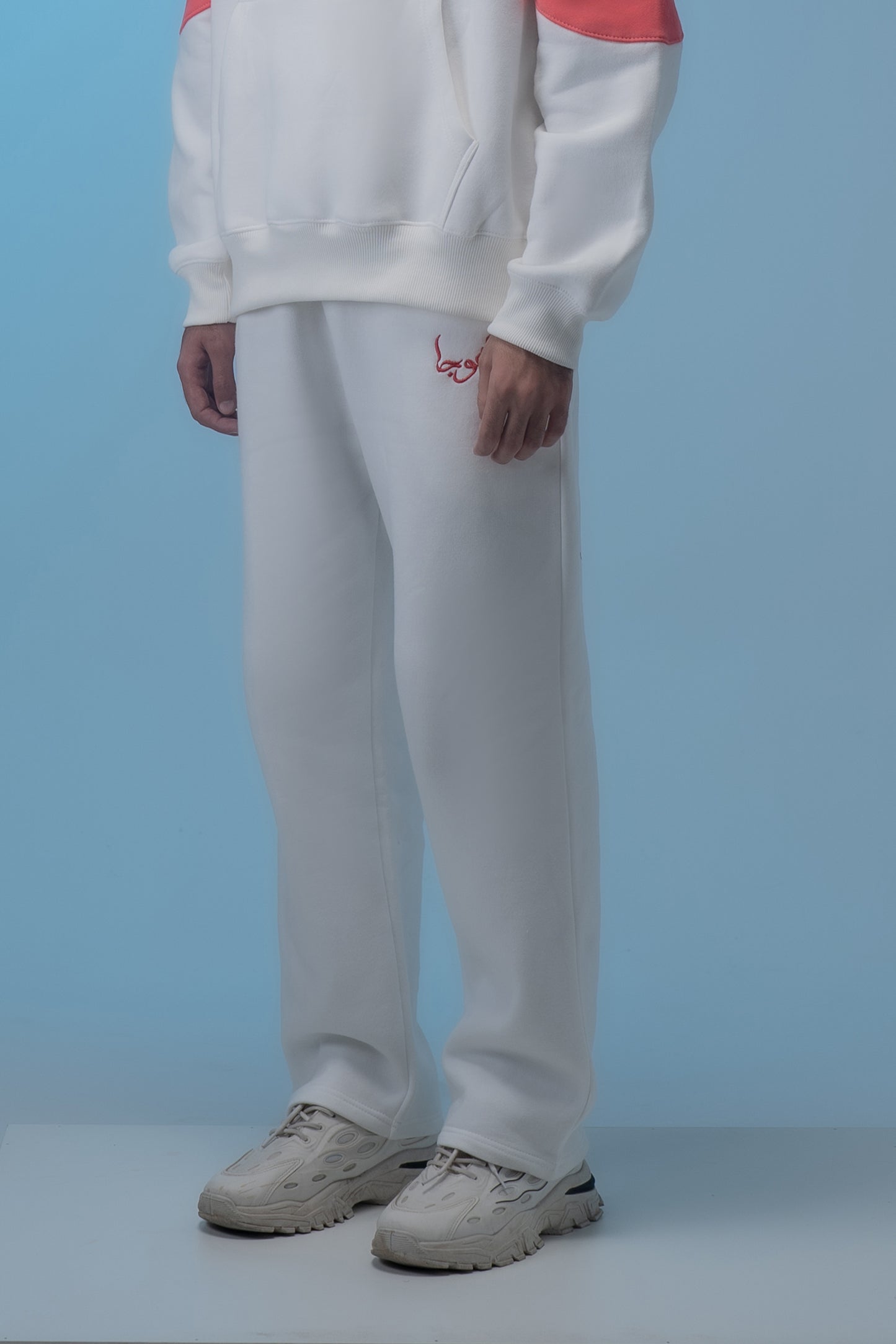 WHITE BLUSH SWEATPANTS