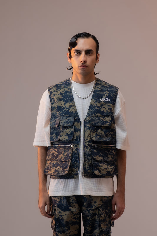 CAMOUFLAGE UTILITY VEST