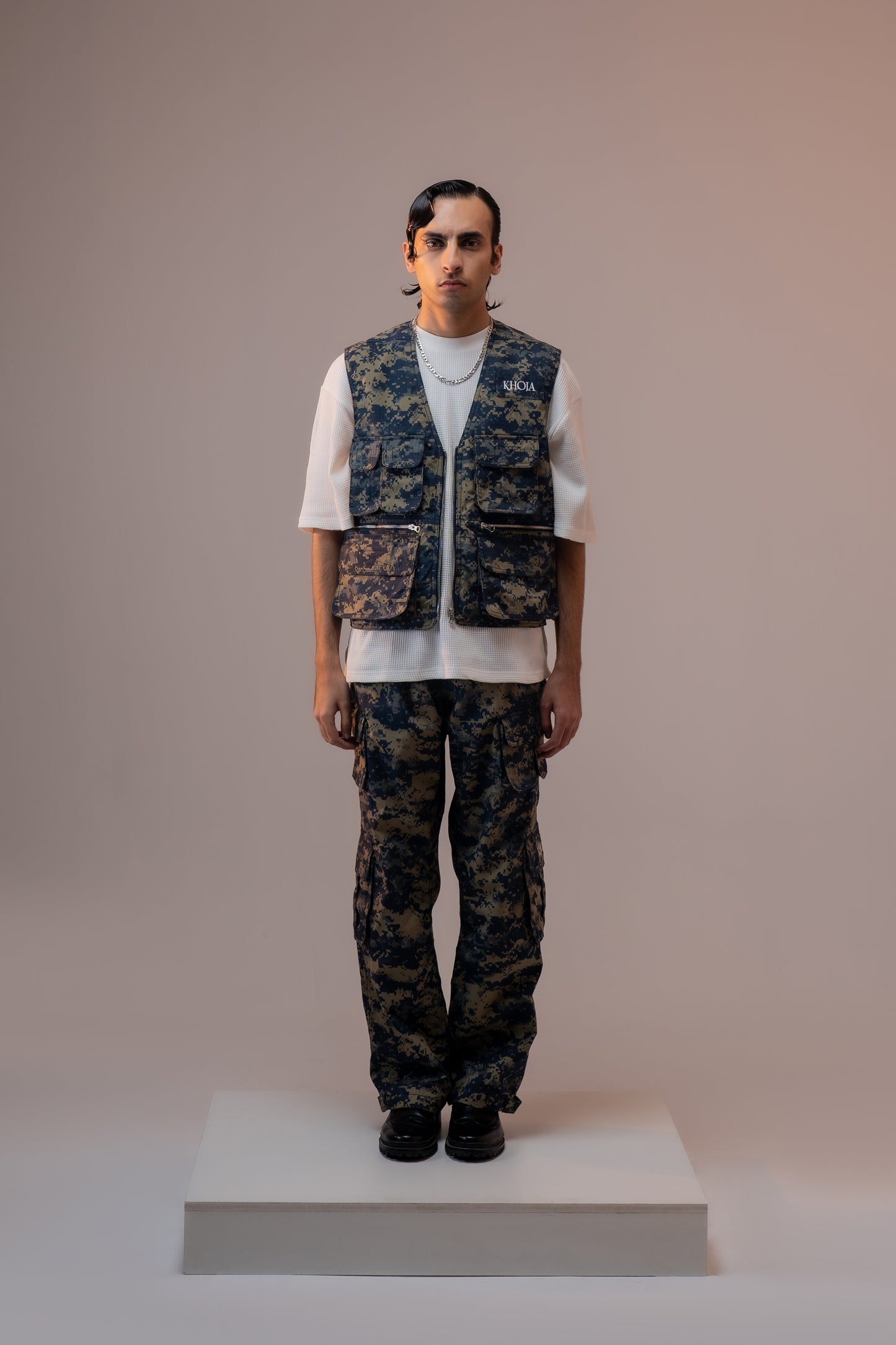 CAMOUFLAGE CARGO TROUSERS