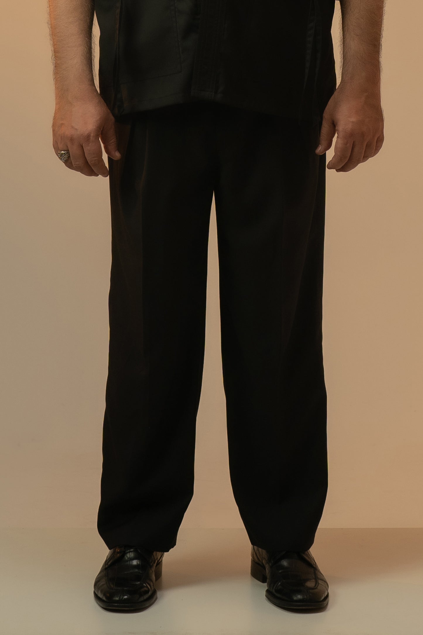 BLACK VALOR PANTS