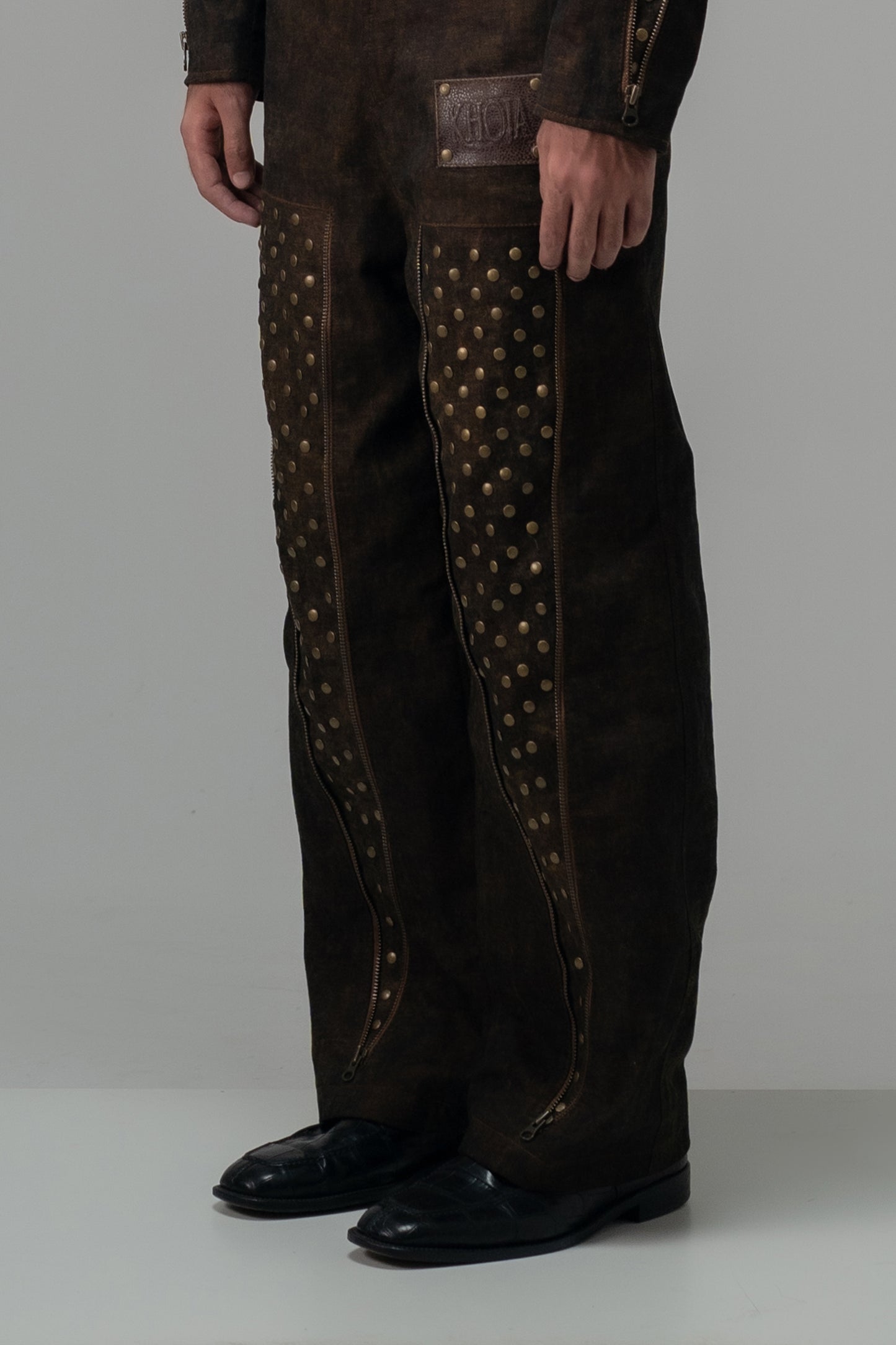 BRASS BOUND ACIDWASH PANTS