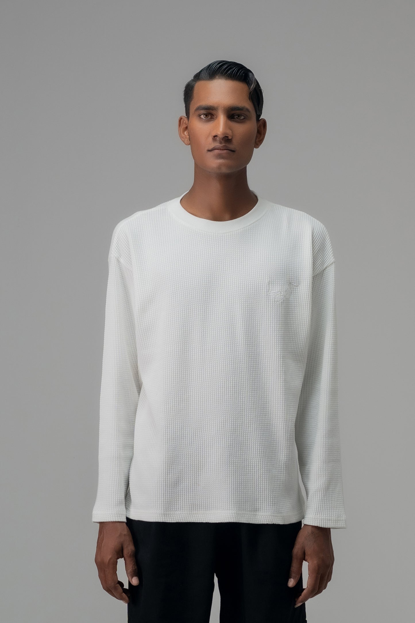 WHITE THERMAL KHOJA CREWNECK